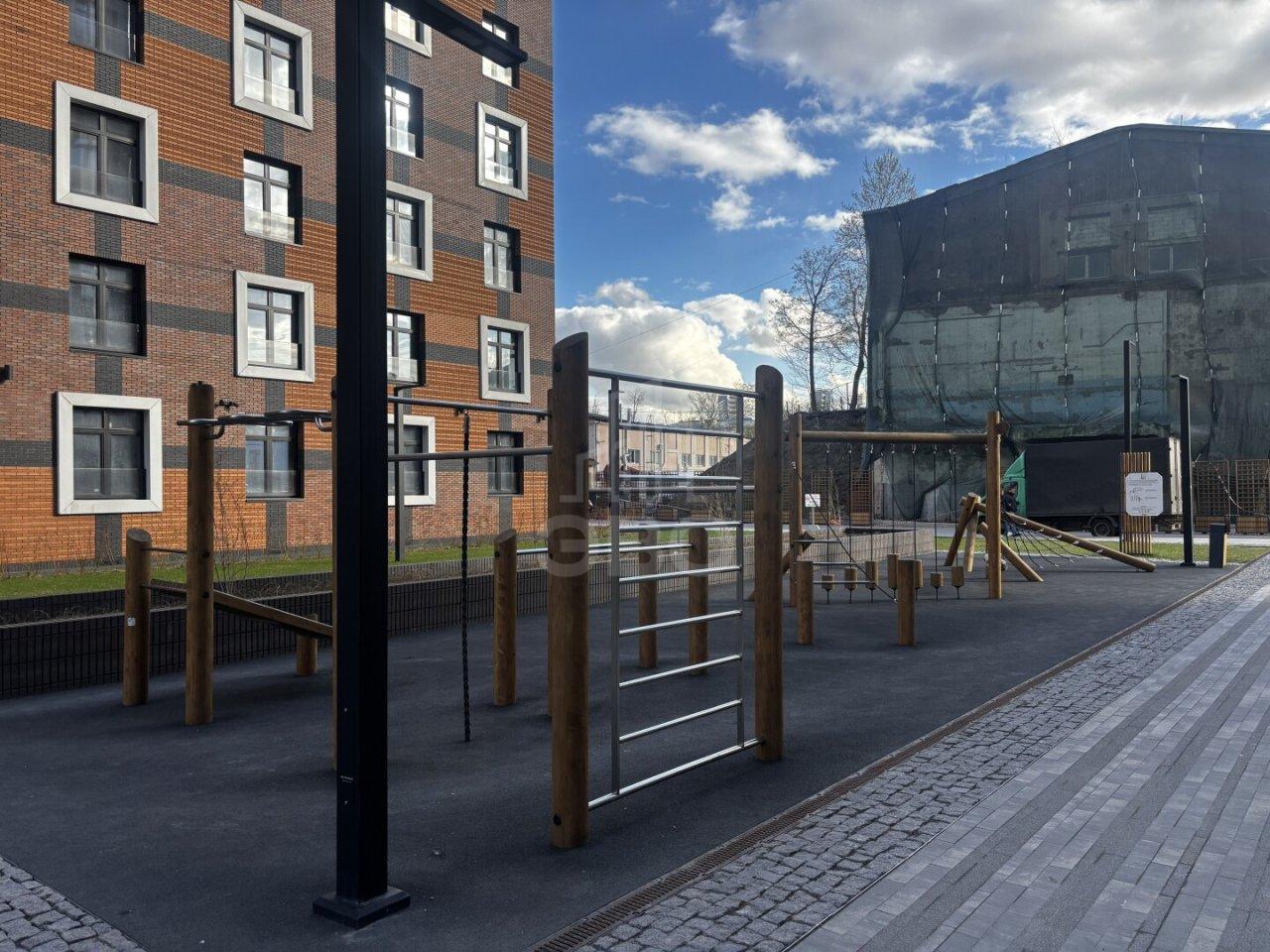 студия в Санкт-Петербурге по адресу: Петровский проспект, 9, к 2, строение 1