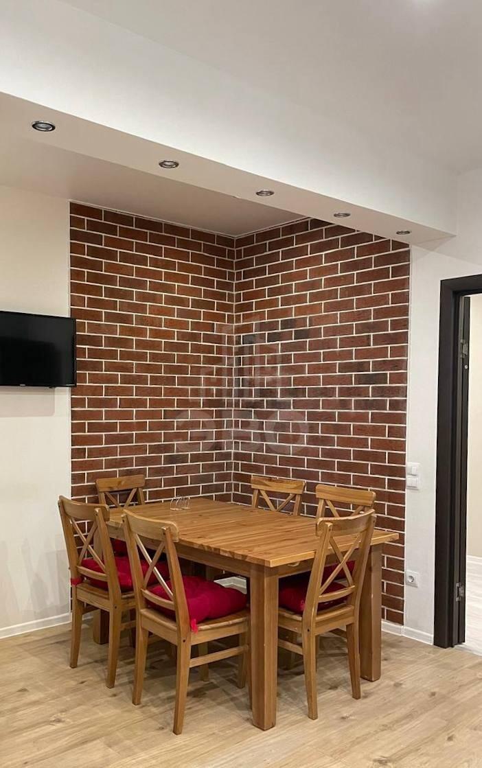 трехкомнатная квартира в Санкт-Петербурге по адресу: Лыжный пер., 4