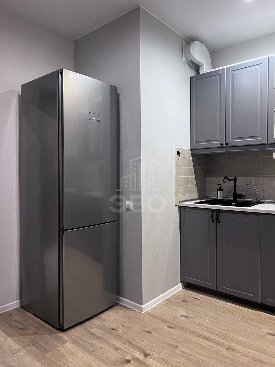 трехкомнатная квартира в Санкт-Петербурге по адресу: Лыжный пер., 4