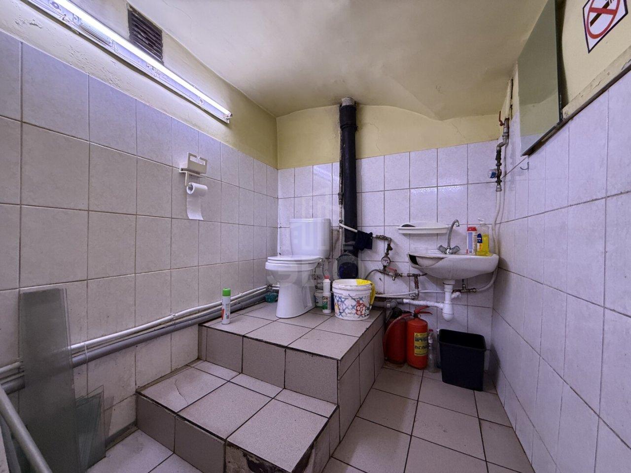 коммерция в Санкт-Петербурге по адресу: Декабристов ул., 9, литера А