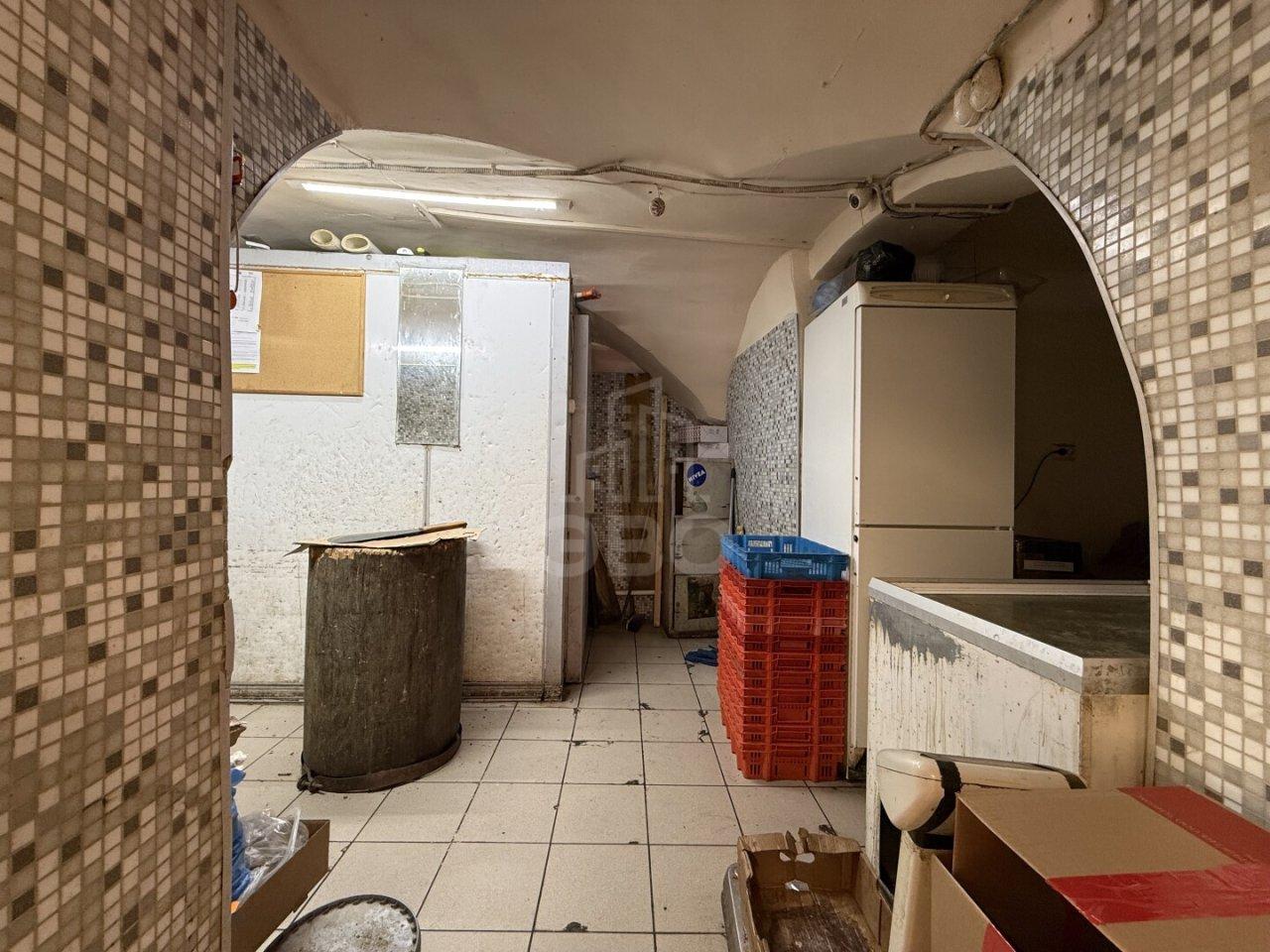 коммерция в Санкт-Петербурге по адресу: Декабристов ул., 9, литера А