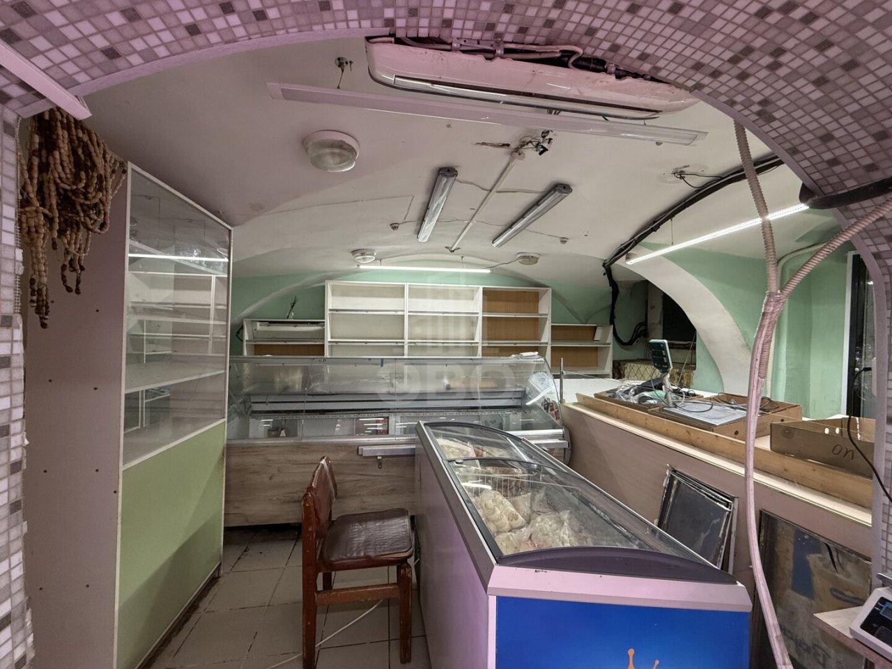 коммерция в Санкт-Петербурге по адресу: Декабристов ул., 9, литера А