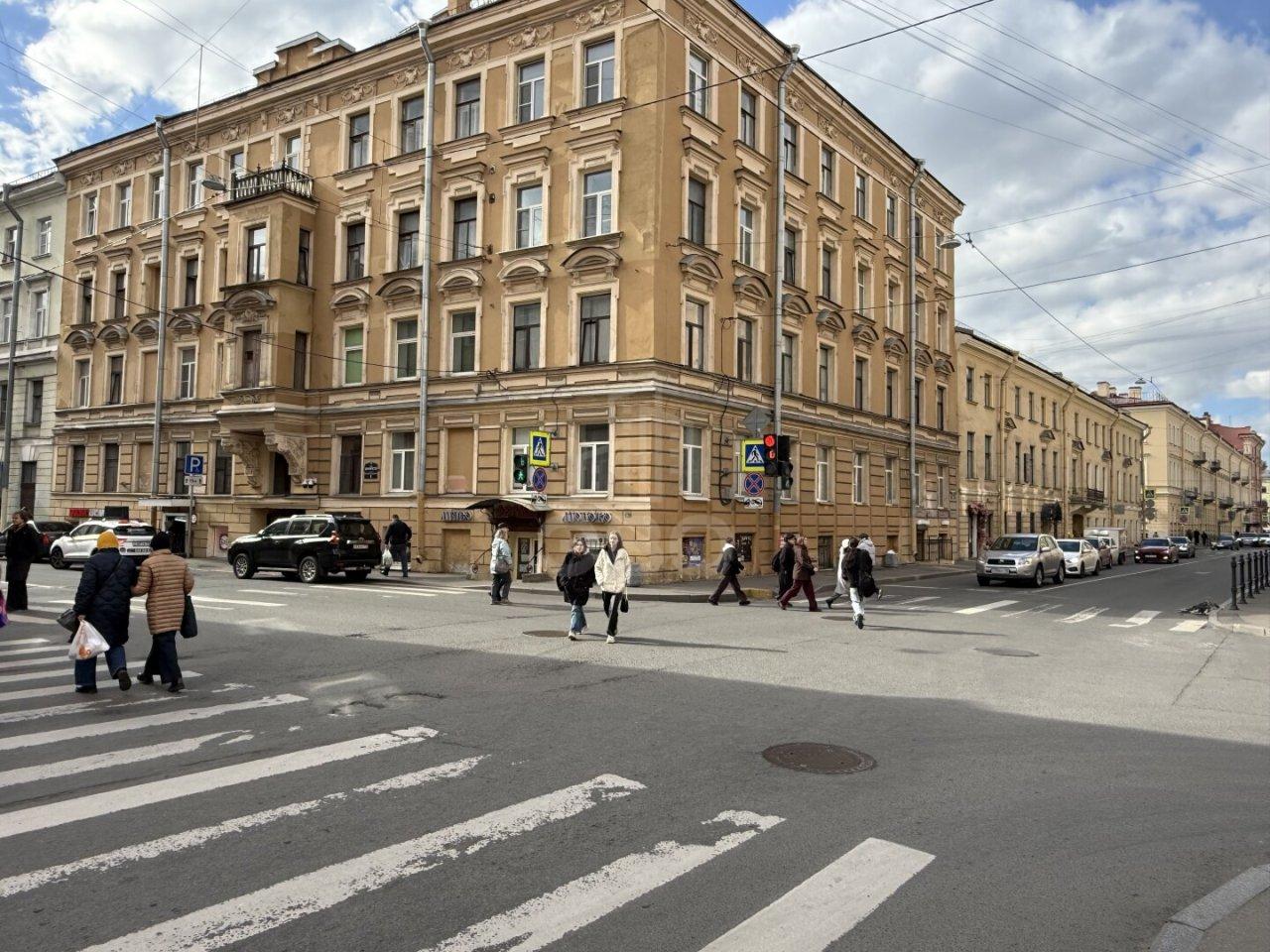 коммерция в Санкт-Петербурге по адресу: Декабристов ул., 9, литера А