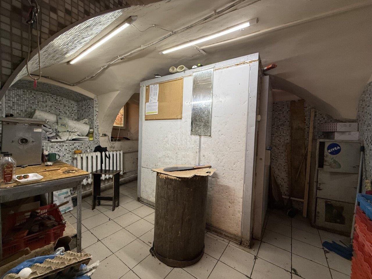 коммерция в Санкт-Петербурге по адресу: Декабристов ул., 9, литера А