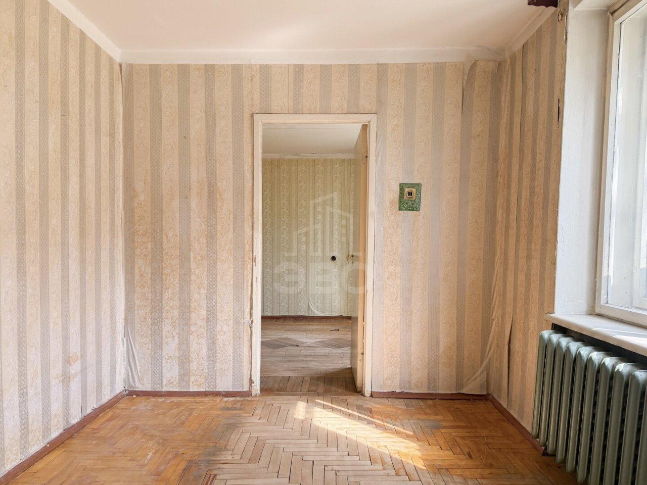 трехкомнатная квартира в Санкт-Петербурге по адресу: Стойкости ул., 15