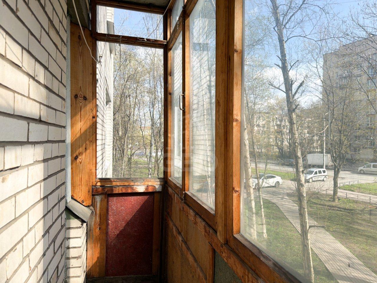 трехкомнатная квартира в Санкт-Петербурге по адресу: Стойкости ул., 15