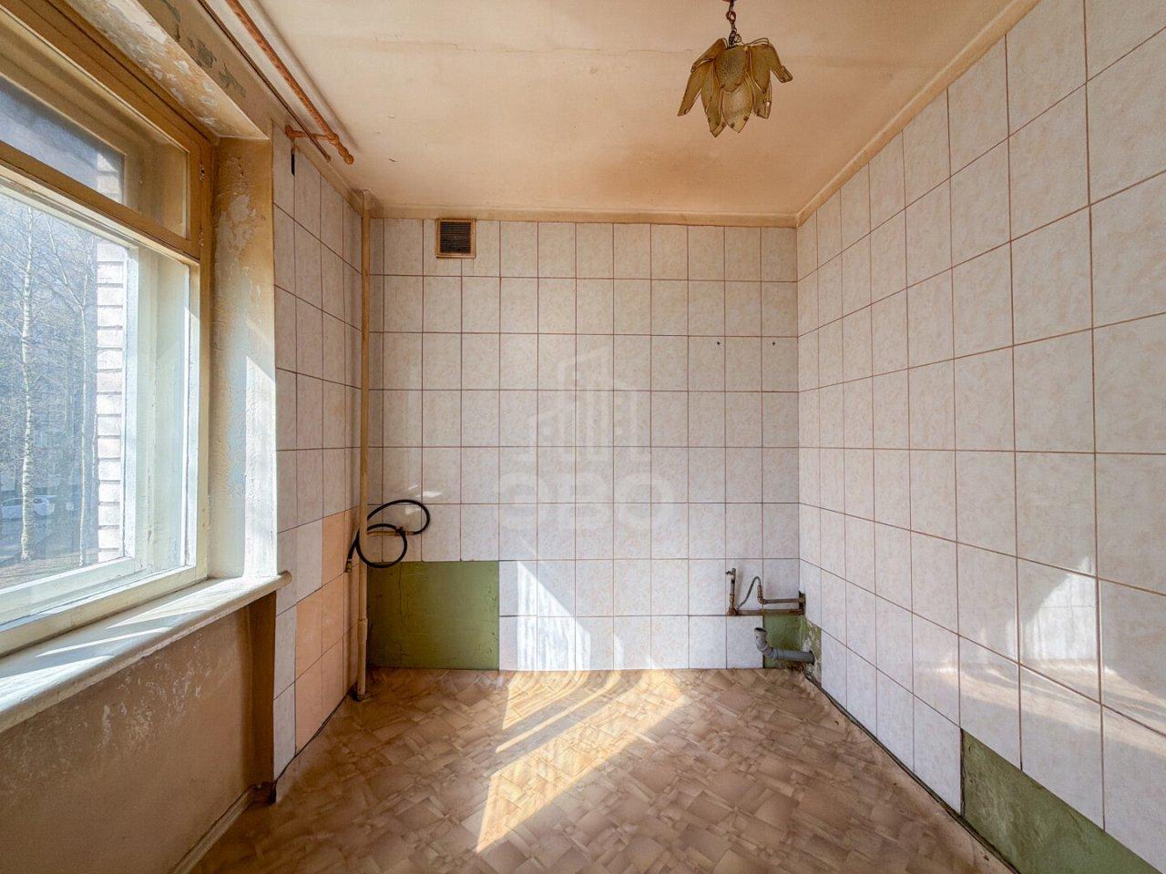 трехкомнатная квартира в Санкт-Петербурге по адресу: Стойкости ул., 15