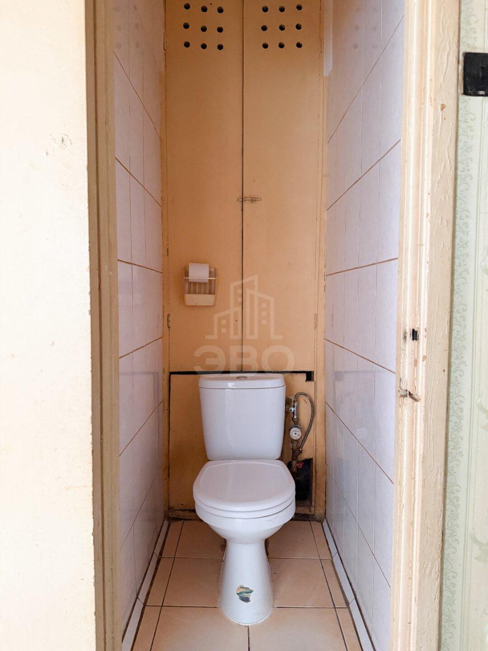 трехкомнатная квартира в Санкт-Петербурге по адресу: Стойкости ул., 15