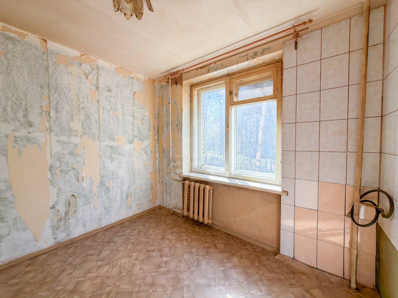 трехкомнатная квартира в Санкт-Петербурге по адресу: Стойкости ул., 15