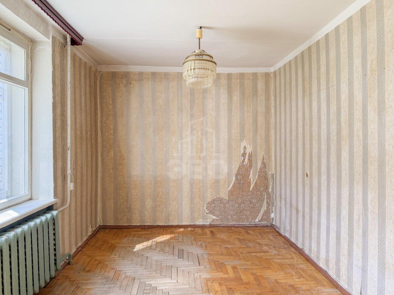 трехкомнатная квартира в Санкт-Петербурге по адресу: Стойкости ул., 15