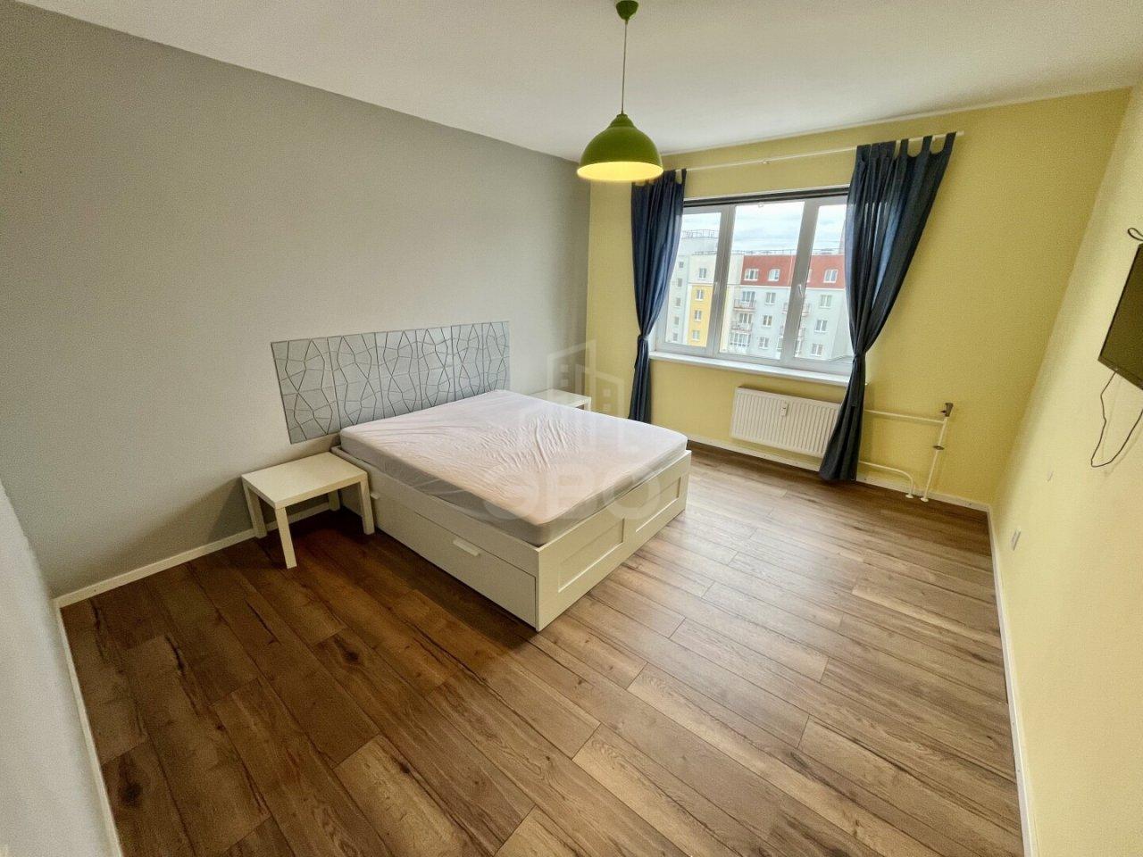 однокомнатная квартира в Санкт-Петербурге по адресу: Юнтоловский проспект, 49, к 7