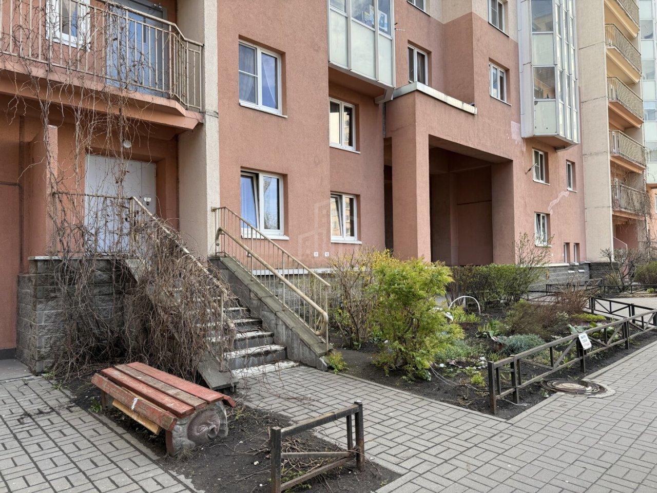 двухкомнатная квартира в Санкт-Петербурге по адресу: 5-й Предпортовый проезд, 10, к 1