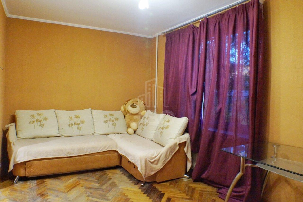 четырехкомнатная квартира в Санкт-Петербурге по адресу: Ленинский проспект, 129, к 4