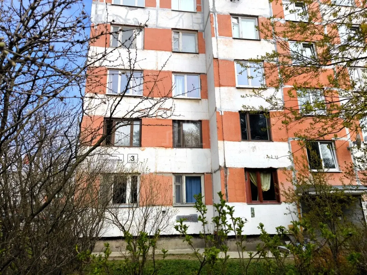 трехкомнатная квартира в Ленинградской области по адресу: Молодцова ул., 3