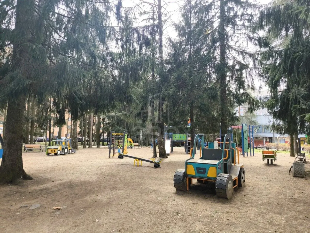 трехкомнатная квартира в Ленинградской области по адресу: Молодцова ул., 3