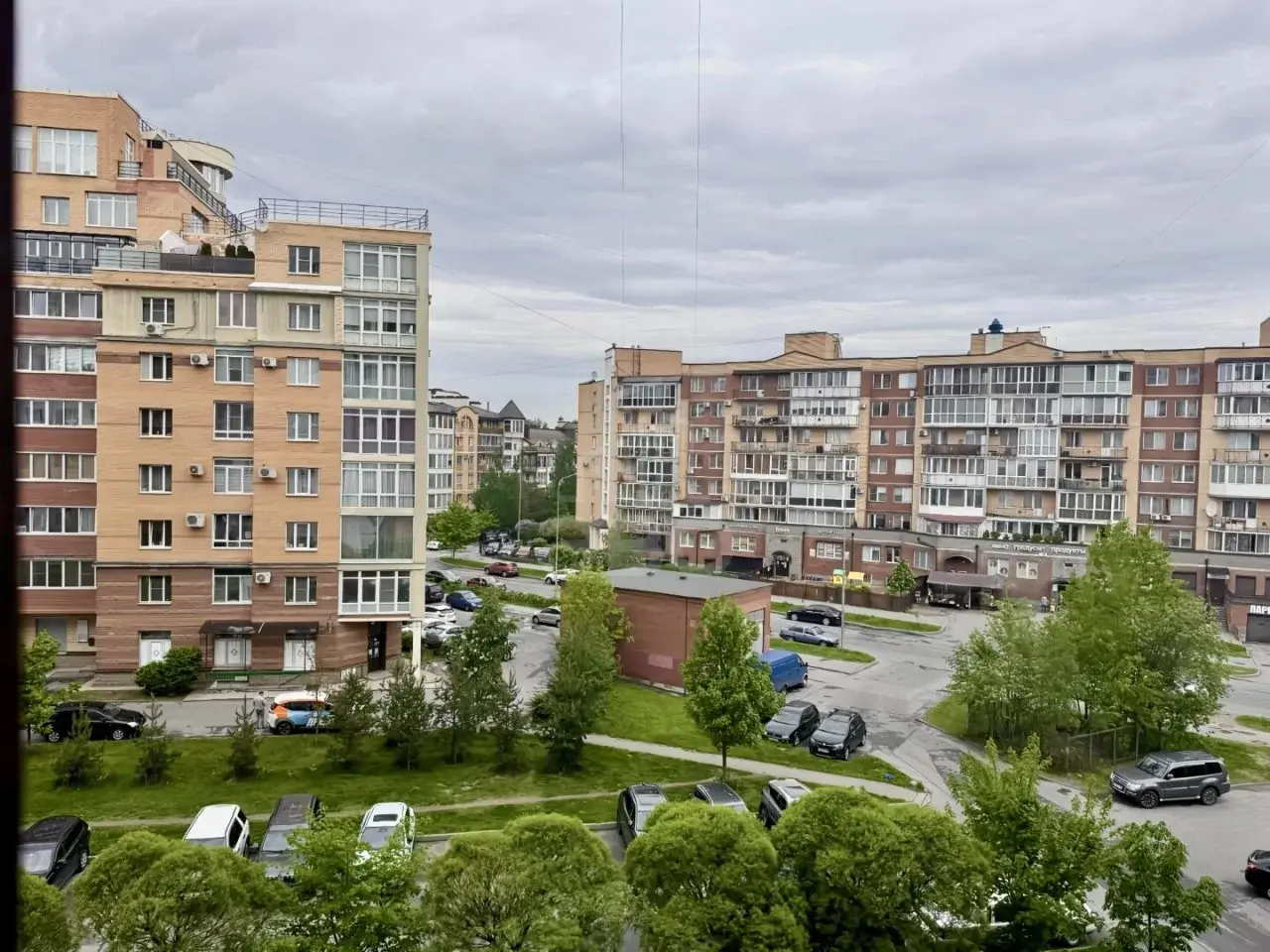 трехкомнатная квартира в Санкт-Петербурге по адресу: Афанасьевская ул., 6, к 1