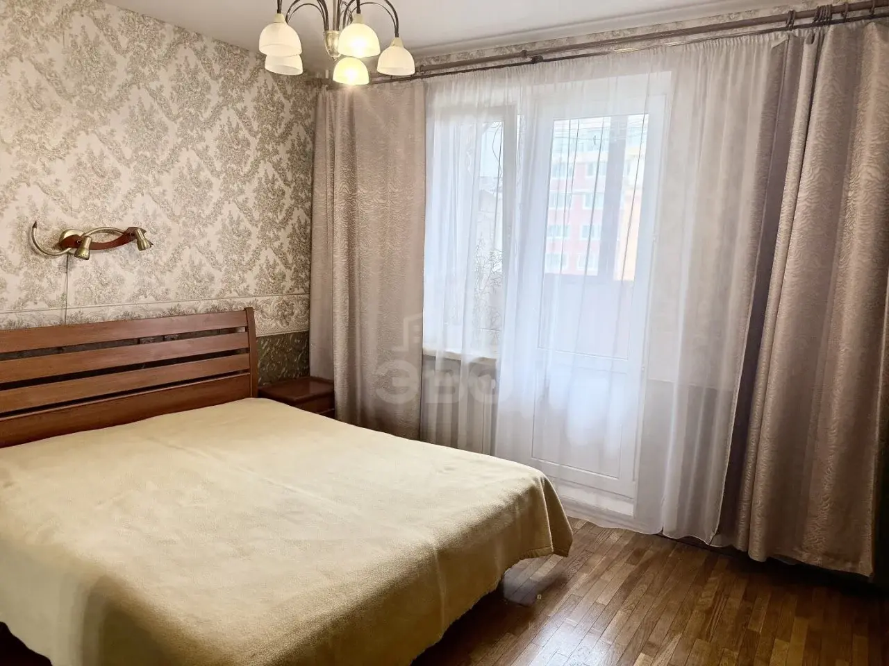 трехкомнатная квартира в Санкт-Петербурге по адресу: Афанасьевская ул., 6, к 1