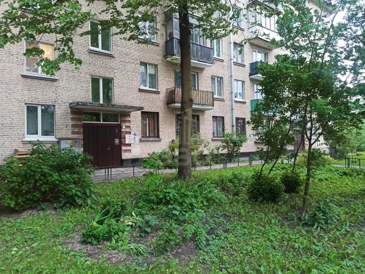 однокомнатная квартира в Санкт-Петербурге по адресу: Новоизмайловский проспект, 42, к 1