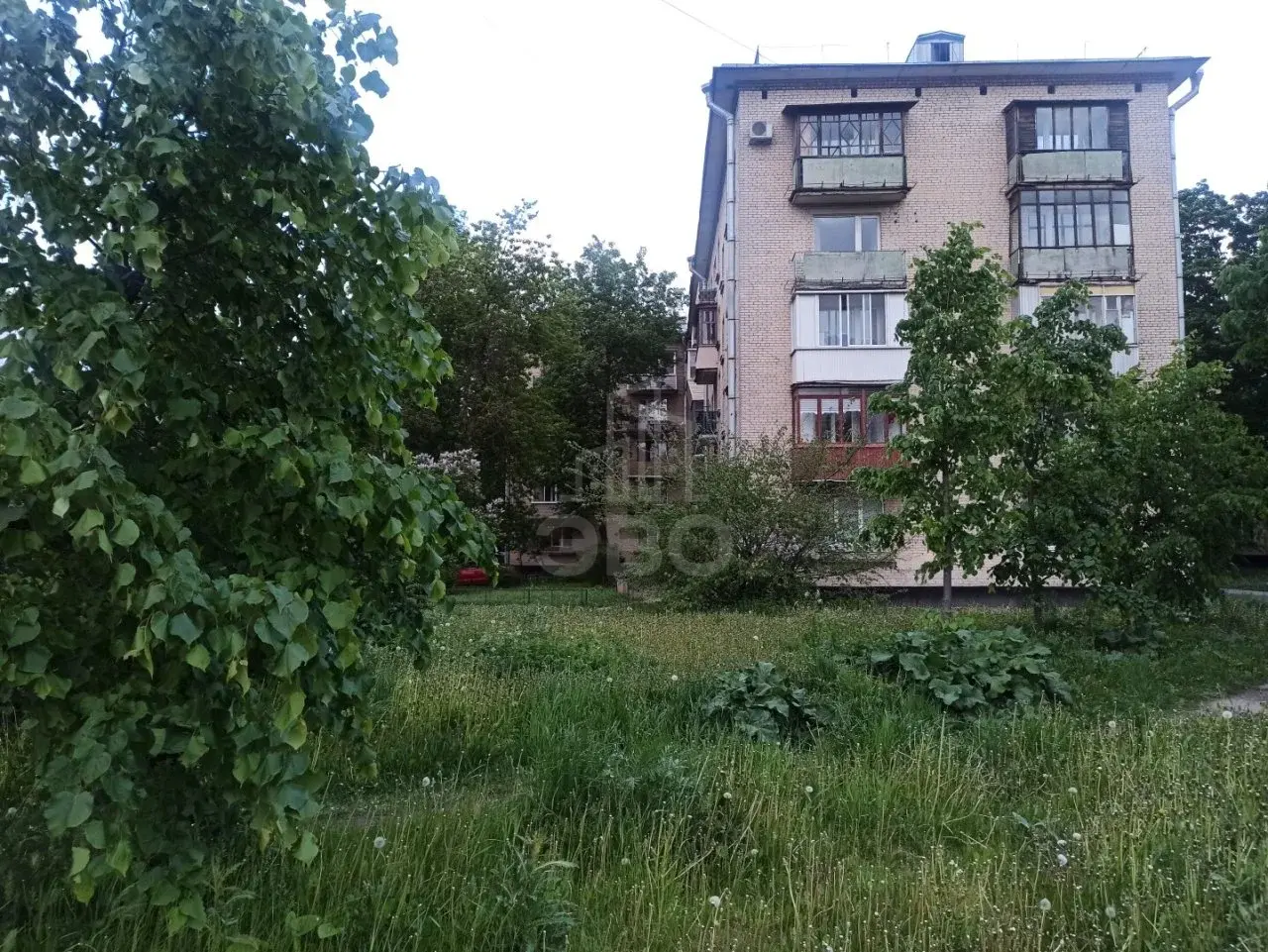 однокомнатная квартира в Санкт-Петербурге по адресу: Новоизмайловский проспект, 42, к 1
