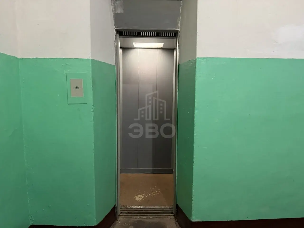 двухкомнатная квартира в Санкт-Петербурге по адресу: Старо-Петергофский проспект, 15