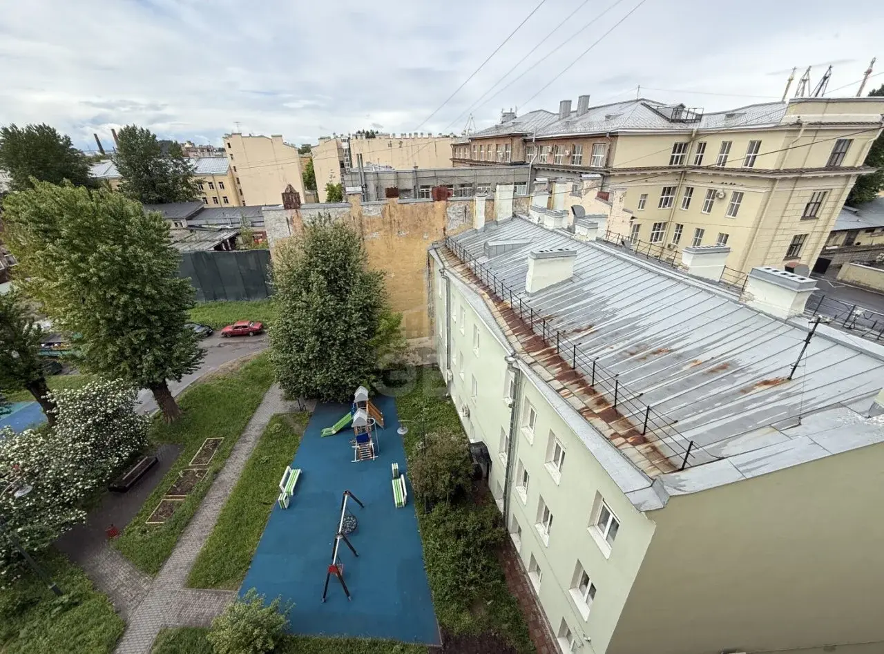 двухкомнатная квартира в Санкт-Петербурге по адресу: Старо-Петергофский проспект, 15
