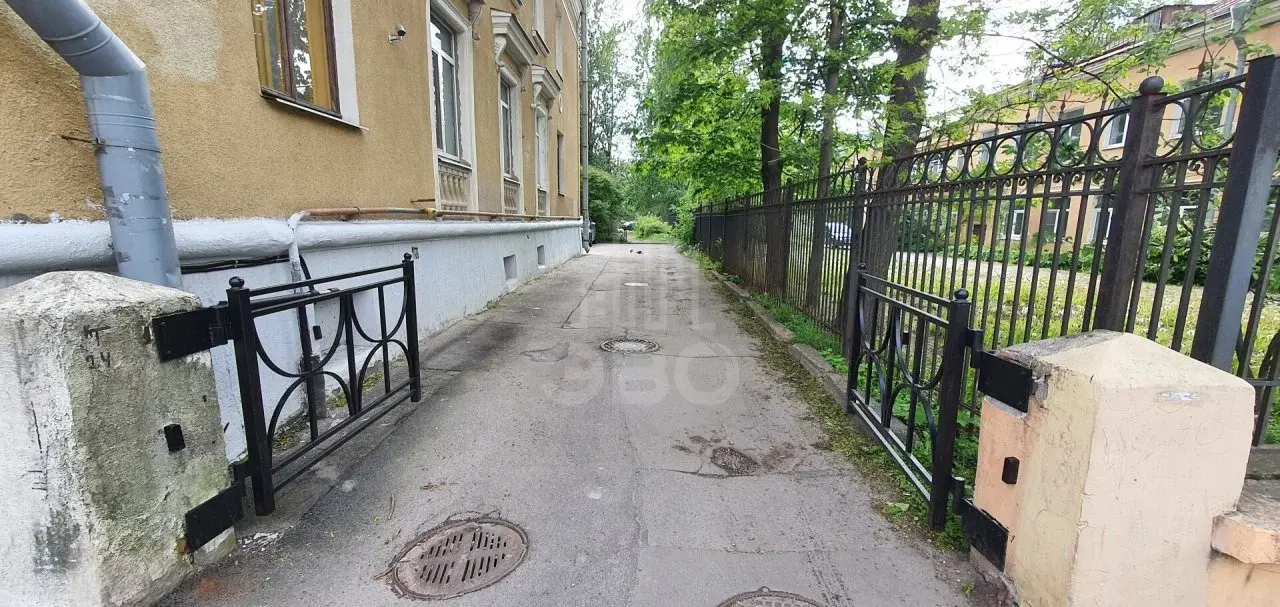двухкомнатная квартира в Санкт-Петербурге по адресу: Детская ул., 30
