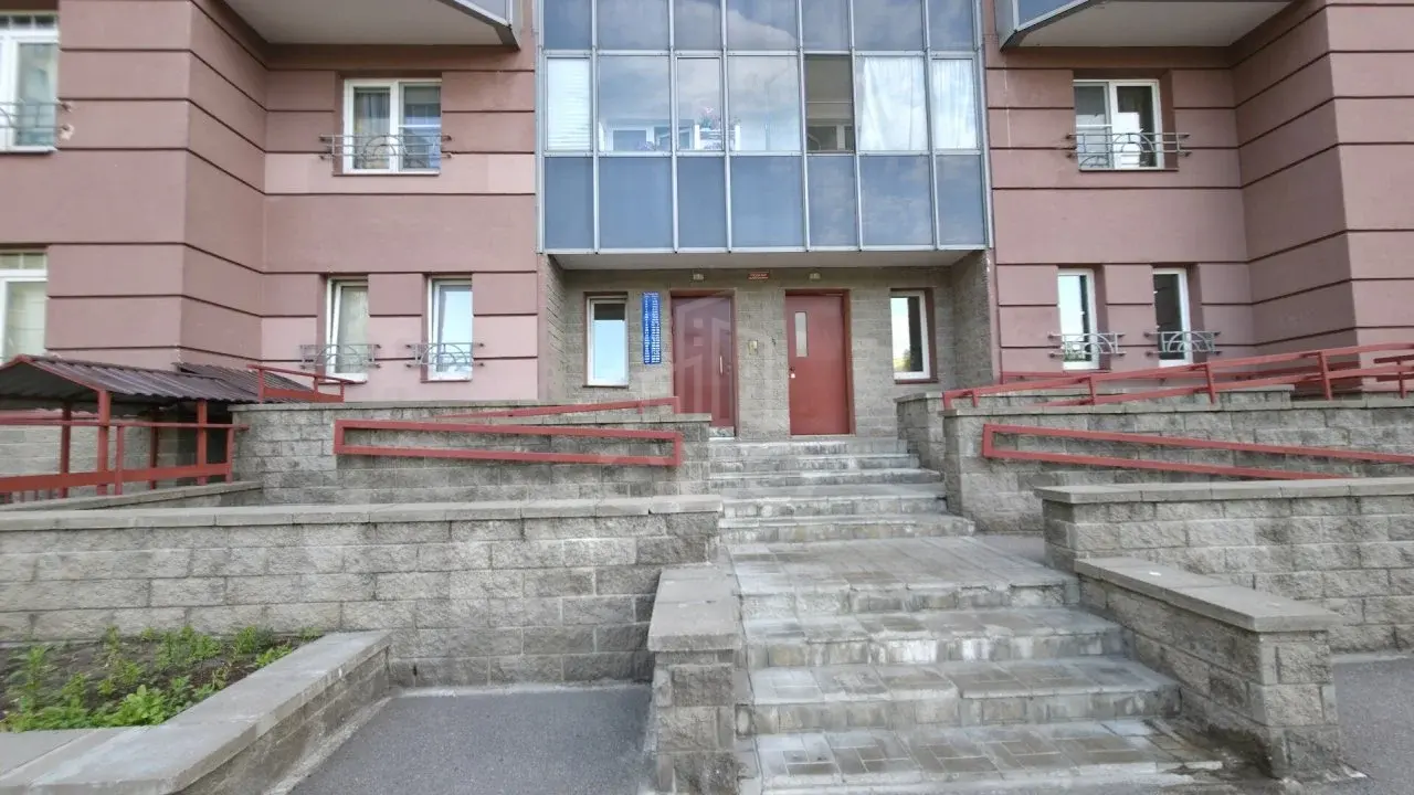 однокомнатная квартира в Санкт-Петербурге по адресу: Народная ул., 53, к 3
