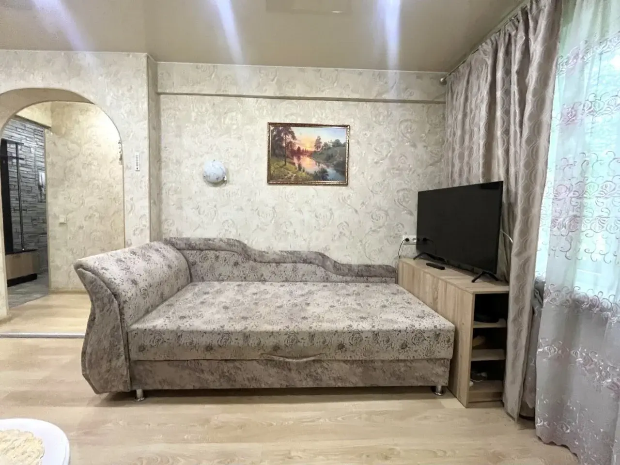 двухкомнатная квартира в Санкт-Петербурге по адресу: Заневский проспект, 21