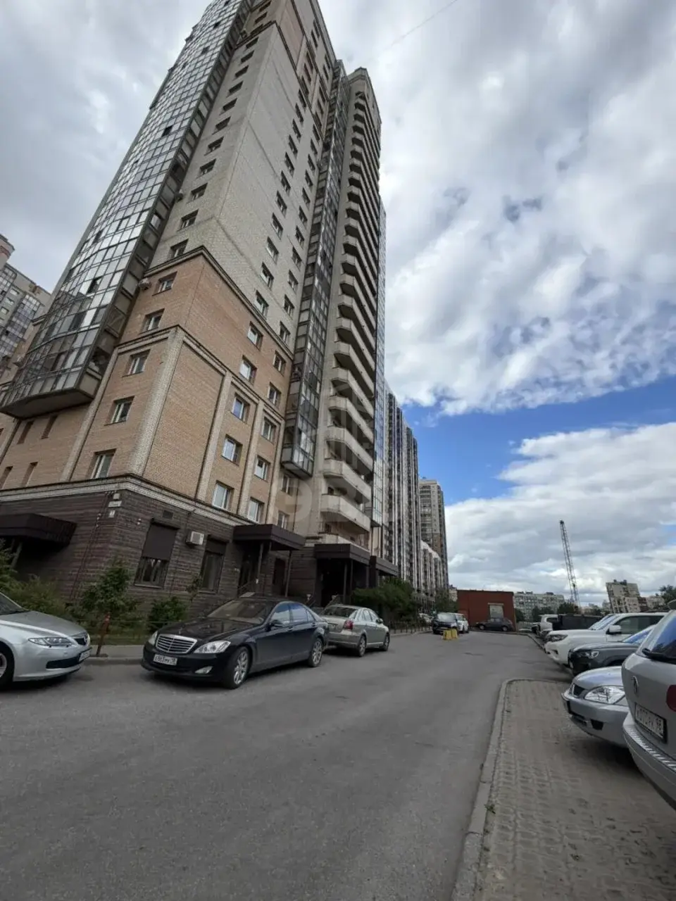 однокомнатная квартира в Санкт-Петербурге по адресу: Есенина ул., 1, к 2