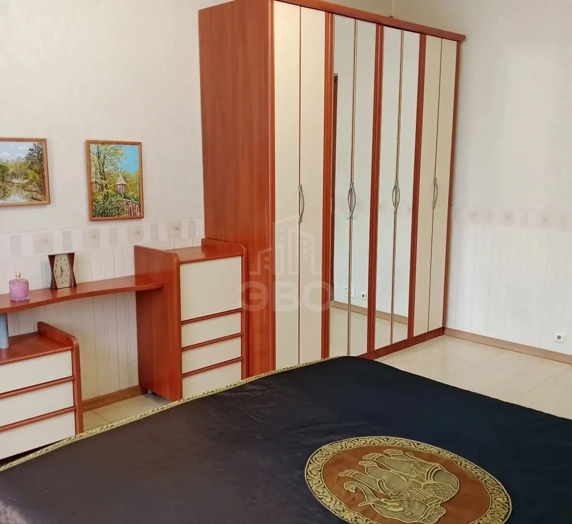 трехкомнатная квартира в Санкт-Петербурге по адресу: Яхтенная ул., 4, к 4