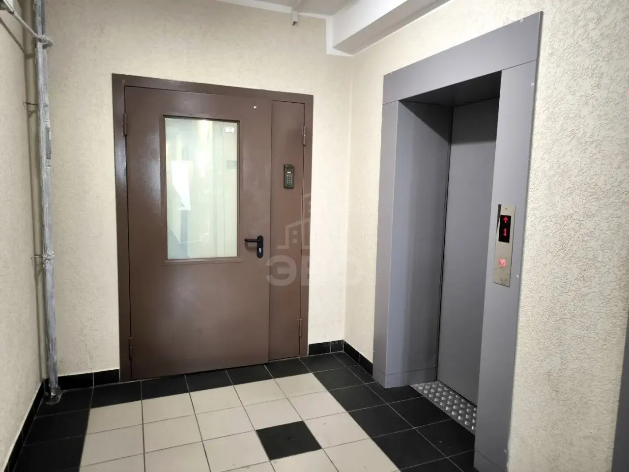 однокомнатная квартира в Ленинградской области по адресу: Областная ул., 9, к 1