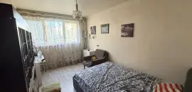 трехкомнатная квартира в Санкт-Петербурге по адресу: Парашютная ул., 12