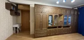 трехкомнатная квартира в Санкт-Петербурге по адресу: Крыленко ул., 13, к 1
