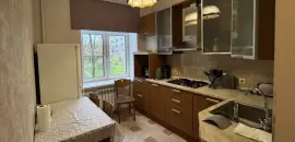 двухкомнатная квартира в Санкт-Петербурге по адресу: Революции ш., 15