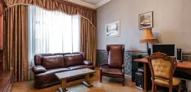 многокомнатная квартира в Санкт-Петербурге по адресу: Рубинштейна ул., 15/17