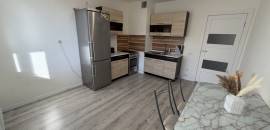 двухкомнатная квартира в Ленинградской области по адресу: Шоссе в Лаврики ул., 72, к 1