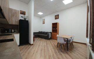 трехкомнатная квартира в Санкт-Петербург по адресу: Невский проспект, 105