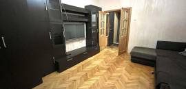 трехкомнатная квартира в Санкт-Петербурге по адресу: Рижский проспект, 50, литера б