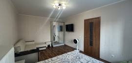 однокомнатная квартира в Санкт-Петербурге по адресу: Оптиков ул., 35, к 1