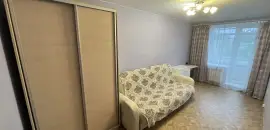 трехкомнатная квартира в Санкт-Петербурге по адресу: Кузнецовская ул., 10