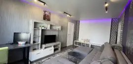 трехкомнатная квартира в Санкт-Петербурге по адресу: Королёва проспект, 19