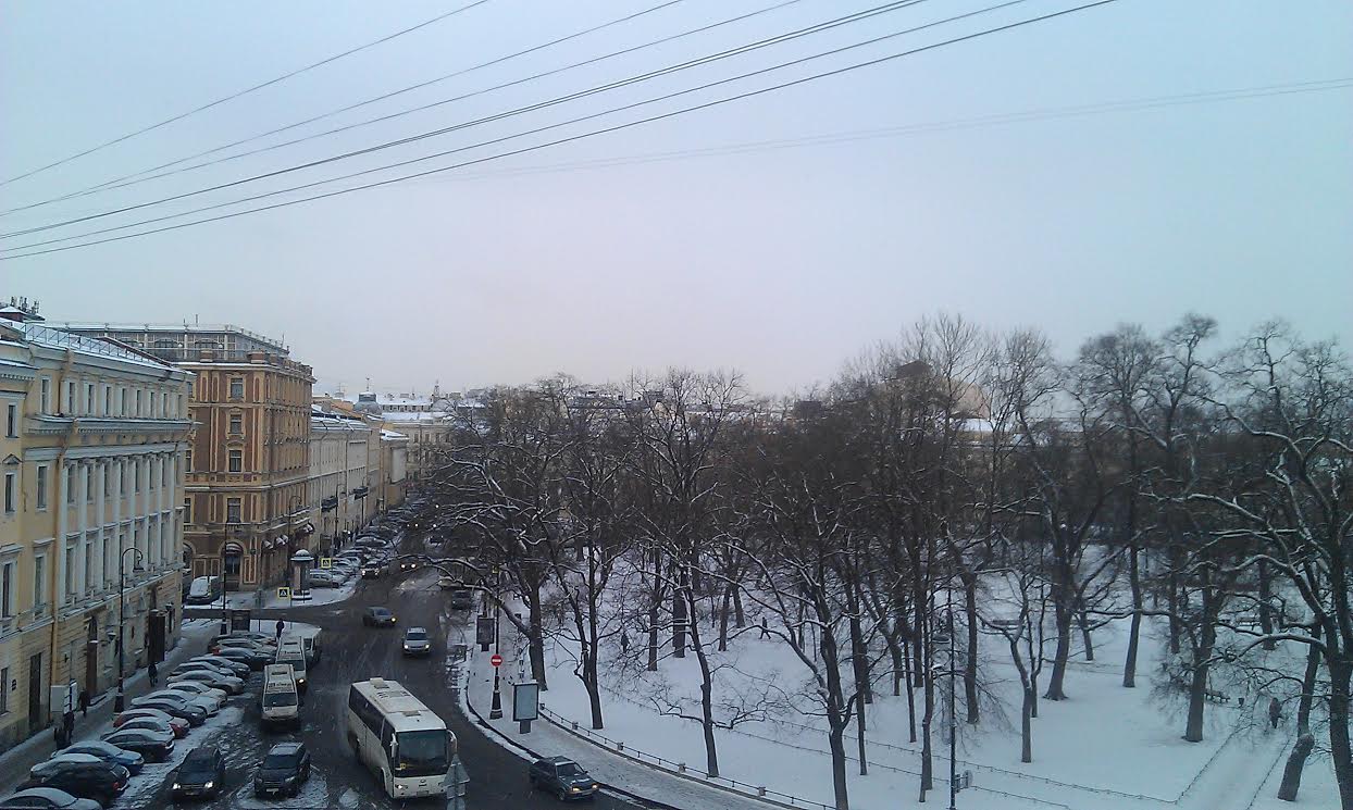 Элитная квартира в Санкт-Петербурге с видом на пл. Искусств
